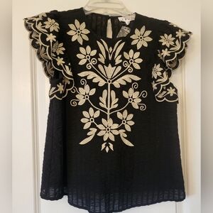THML black and cream top